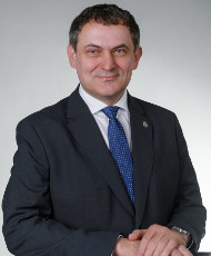 prof. dr hab. Piotr Jedynak